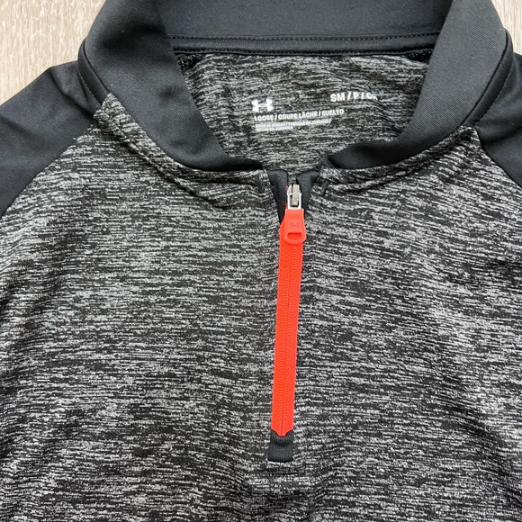 Under Armour Men’s Small 1/4 Zip Long Sleeve Pullover Black Gray - Picture 3 of 7